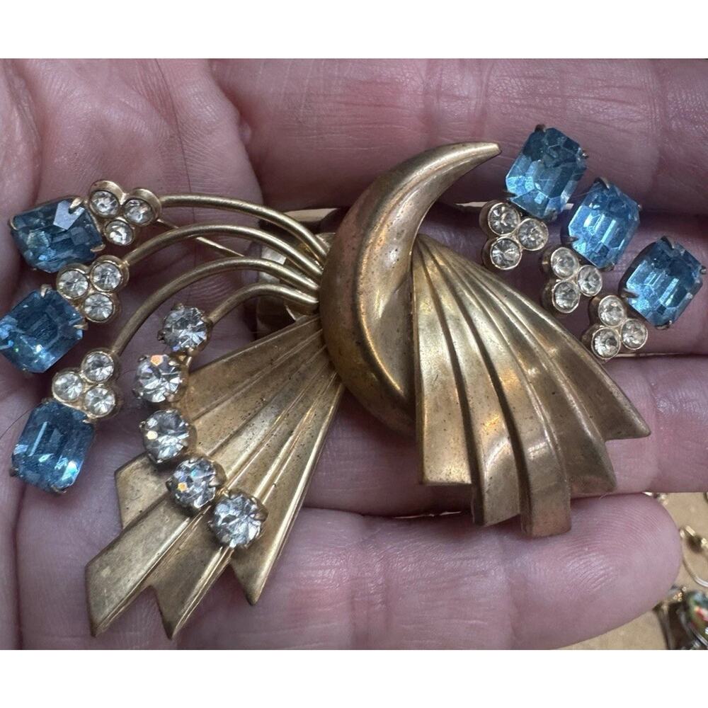 Art Deco Style Rhinestone Brooch Aqua Blue & Gold Tone Pin Brooch/Pendant